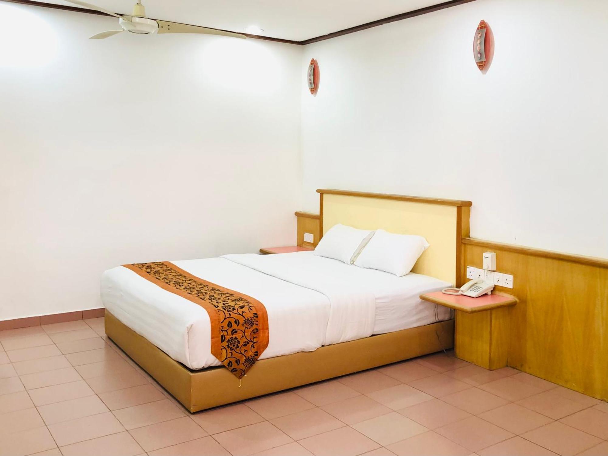 Intan Beach Resort Kuala Terengganu Zewnętrze zdjęcie